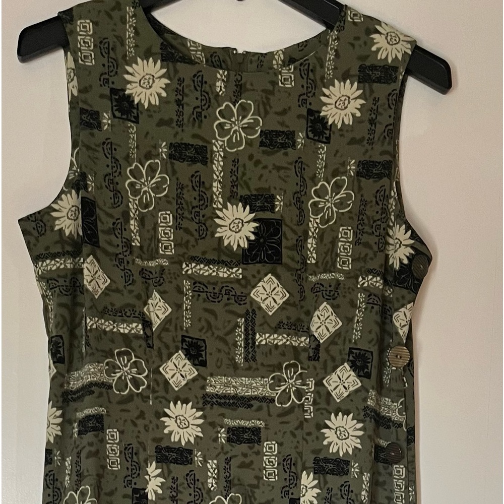 Cute ankle length light weight dress.